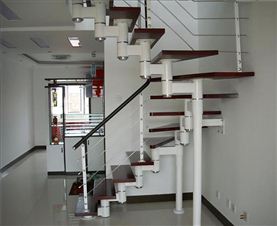 家装钢结构楼梯