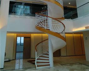 工程弧形不锈钢玻璃楼梯旋转楼梯别墅楼梯